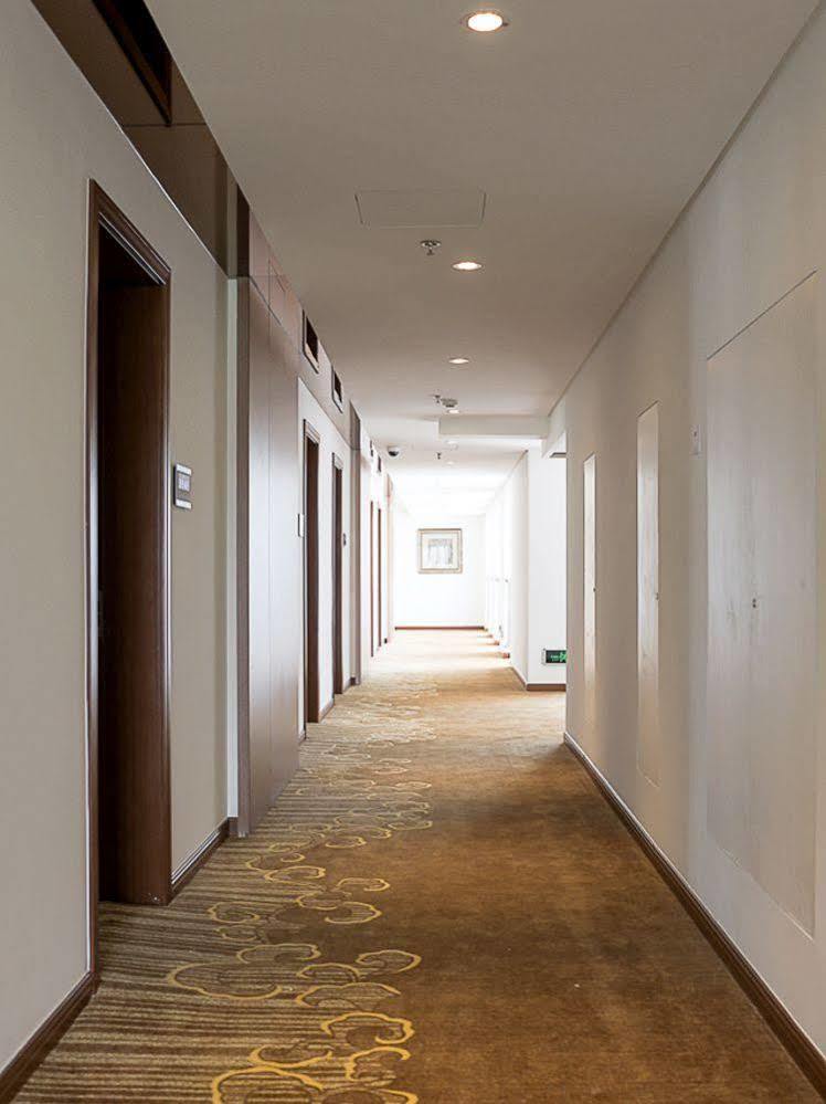שנגחאי Coinfamily Hotel מראה חיצוני תמונה